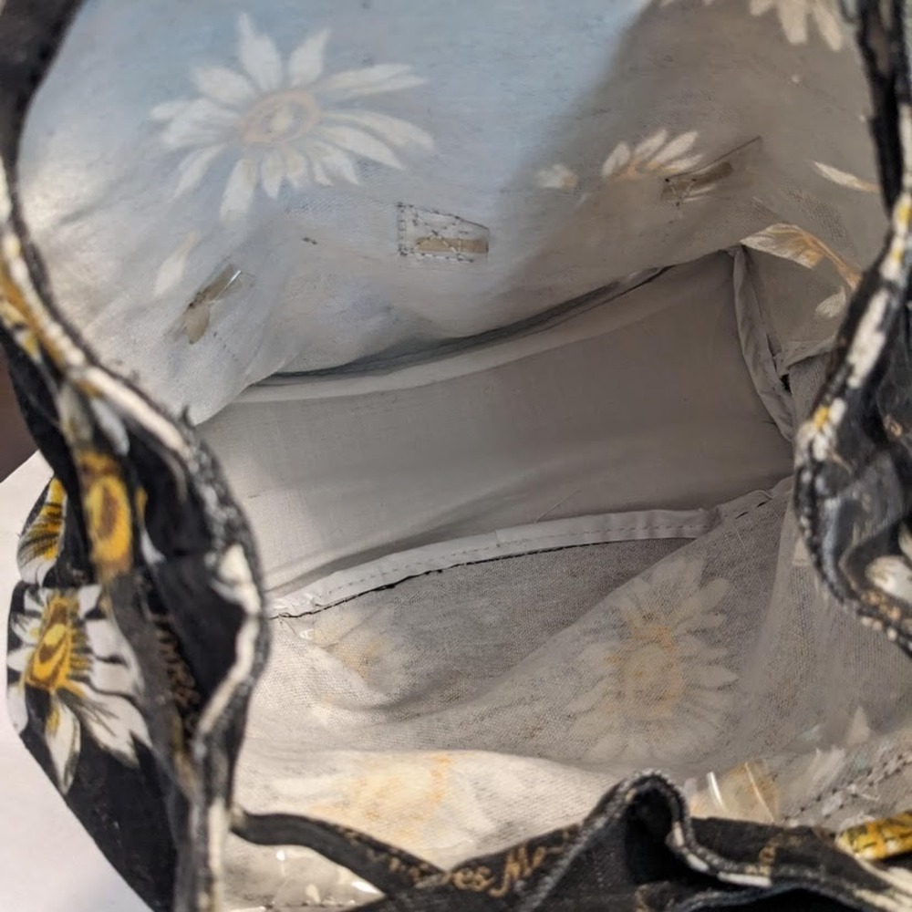 Vintage Sassaby Daisy Floral Mini Backpack Black He Loves Me 90s Sling Bag Y2K - Picture 10 of 16